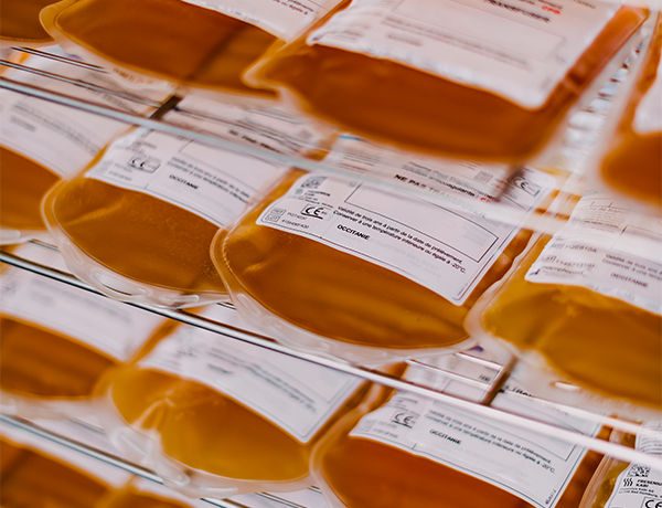 Ressources-biologiques_©EFS/Johanne-Alcidi