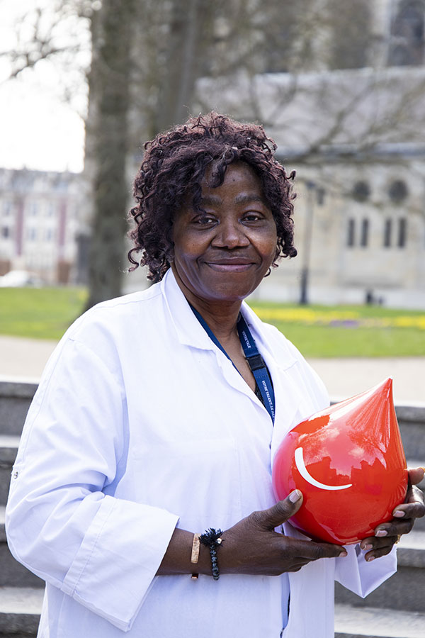 Dr Cécile Abaté – Médecin à l'EFS, site d'Amiens (80)