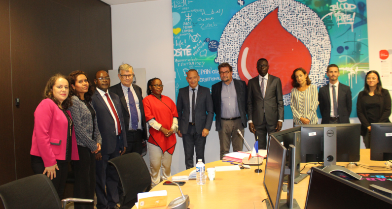 L’EFS signe un accord de coopération avec le CNTS du Congo Brazzaville