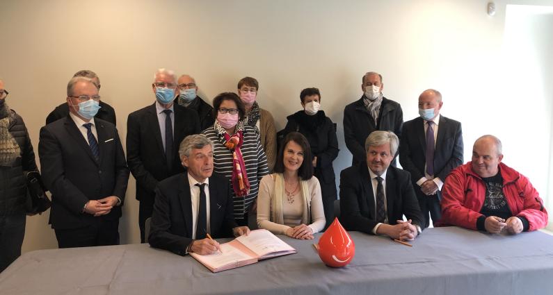 La ville Montigny-Lès-Metz officialise son engagement pour le don de sang en signant une convention !